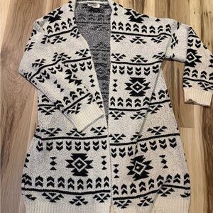 Savanna Jane Black and Cream Patterned Cardigan
